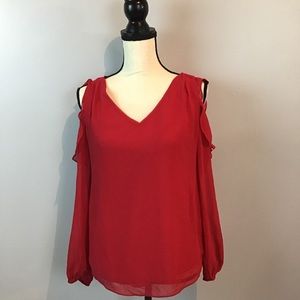 WHITE HOUSE BLACK MARKET COLD SHOULDER🔥🔥